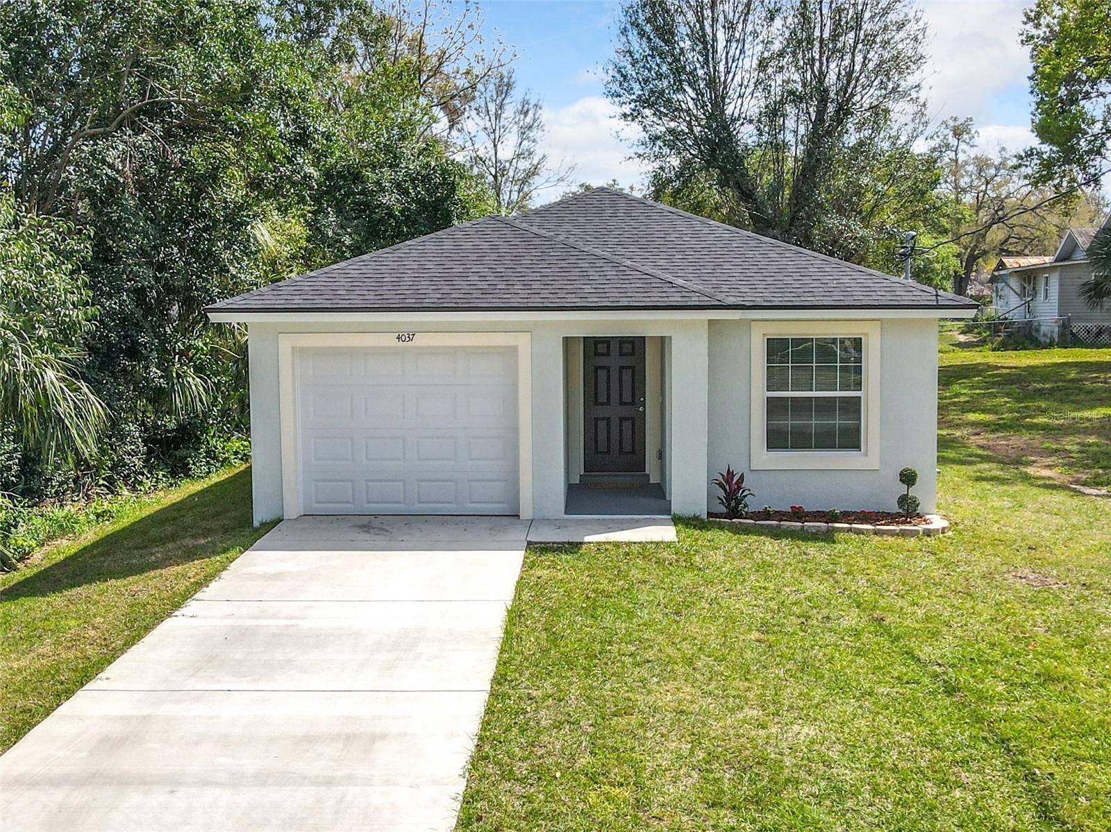 4037 CENTRAL AVE SE, Highland City, FL 33846