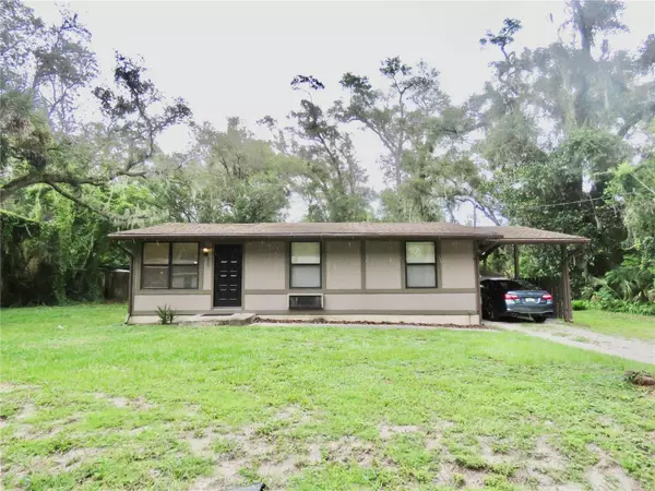 323 RUBY AVE, Deland, FL 32724