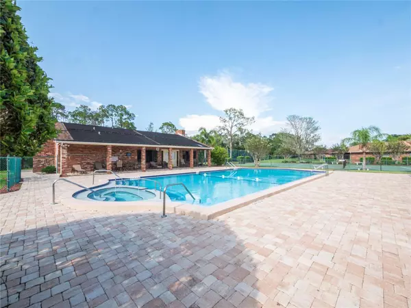 Lakeland, FL 33813,516 LAKE CAROLYN CIR