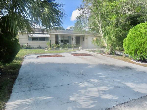 6200 EMERALD DR, New Port Richey, FL 34653