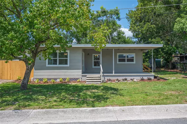 1065 N 10TH ST,  Eagle Lake,  FL 33839