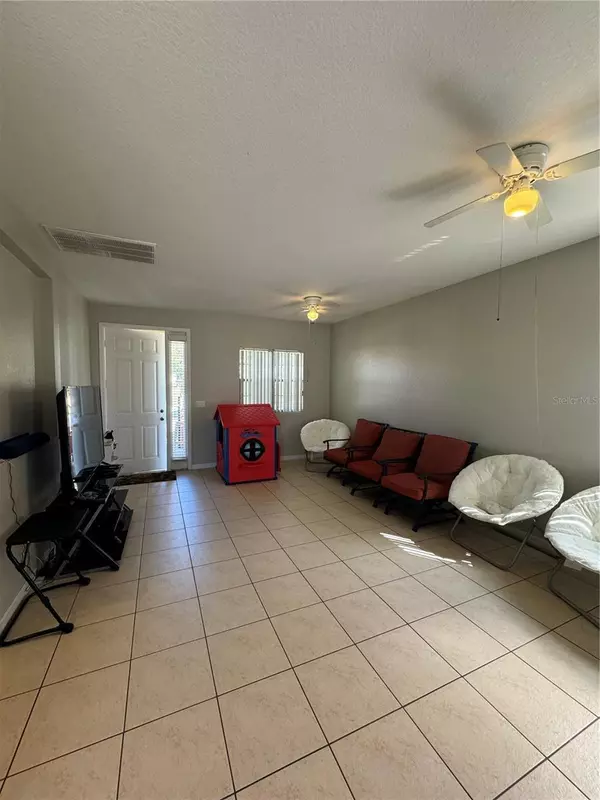 Poinciana, FL 34759,1331 CLOVE DR