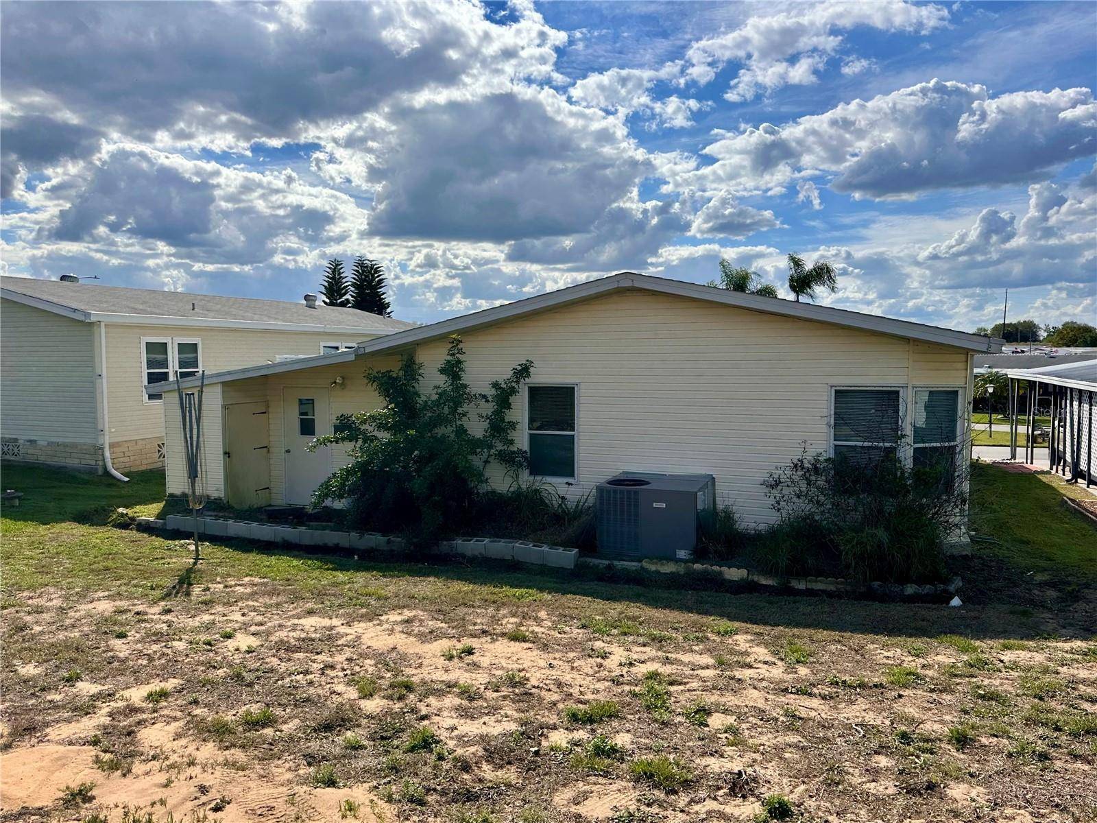Lake Wales, FL 33898,305 EDGEWOOD BLVD