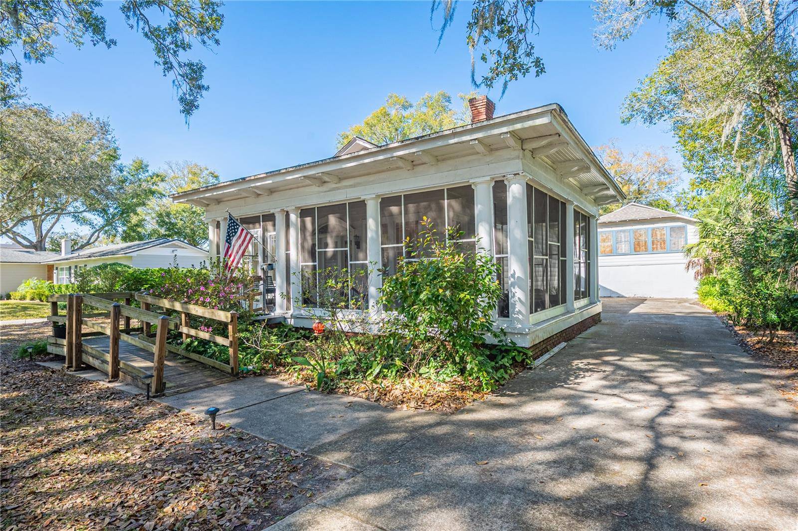 111 W MAXWELL ST, Lakeland, FL 33803
