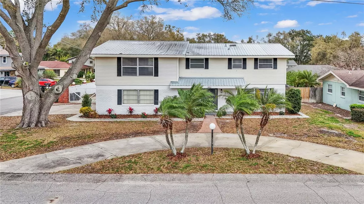 Winter Haven, FL 33881,805 LAKE ELBERT CT CT