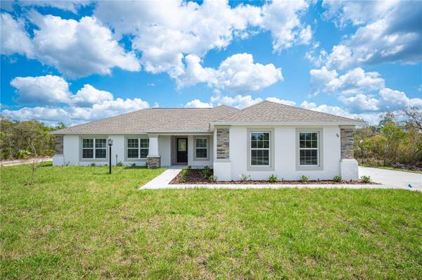 84 DEER RD,  Frostproof,  FL 33843