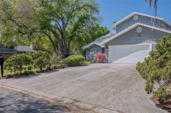 4505 SE RIVIERA DR, Winter Haven, FL 33884