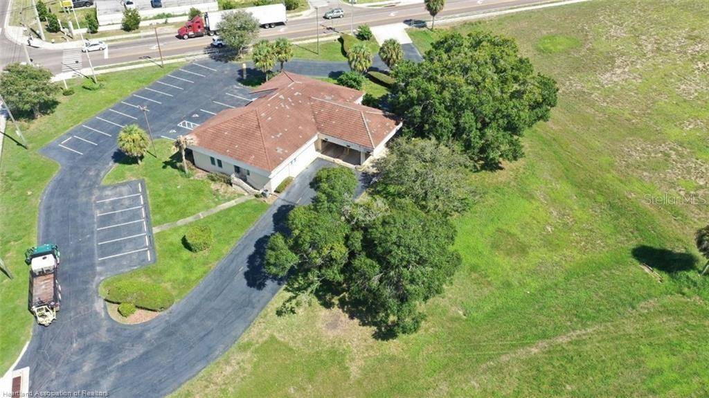 Frostproof, FL 33843,695 N SCENIC HWY