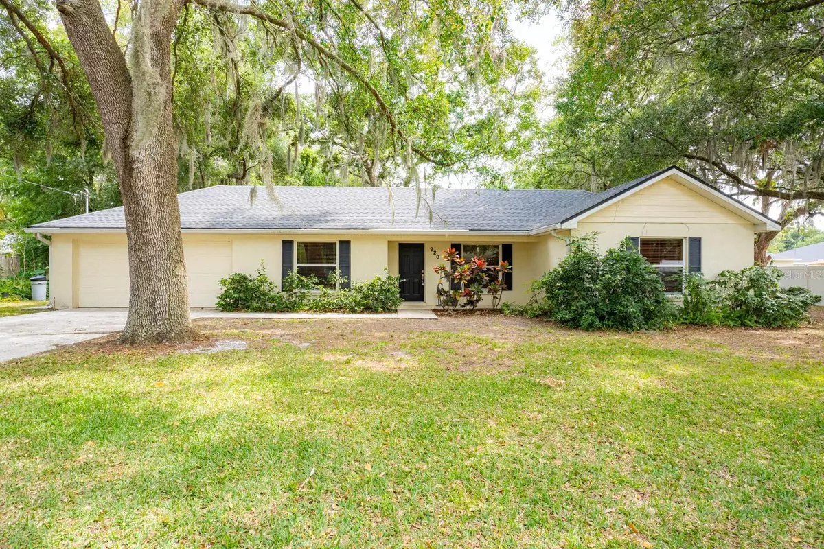 Lakeland, FL 33813,920 HICKS RD