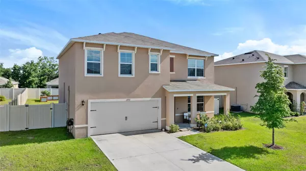 2772 GRAND CENTRAL AVE, Tavares, FL 32778