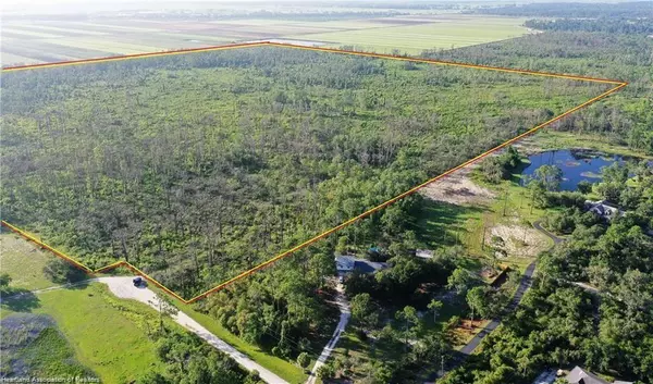 Sebring, FL 33870,725 MOON RANCH RD