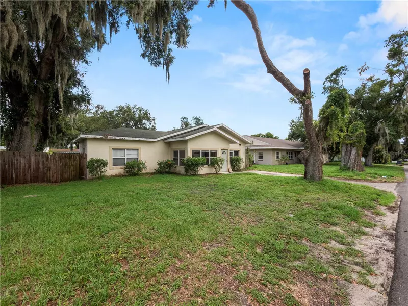 2015 POE ST, Lakeland, FL 33801