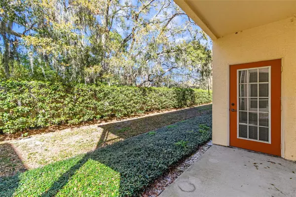 Sarasota, FL 34233,3923 MEDITERRANEA CIR #211