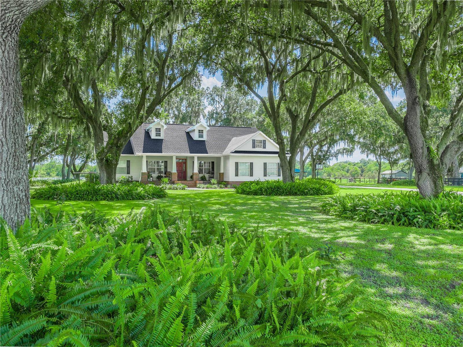 1096 DREW ST, Lakeland, FL 33810