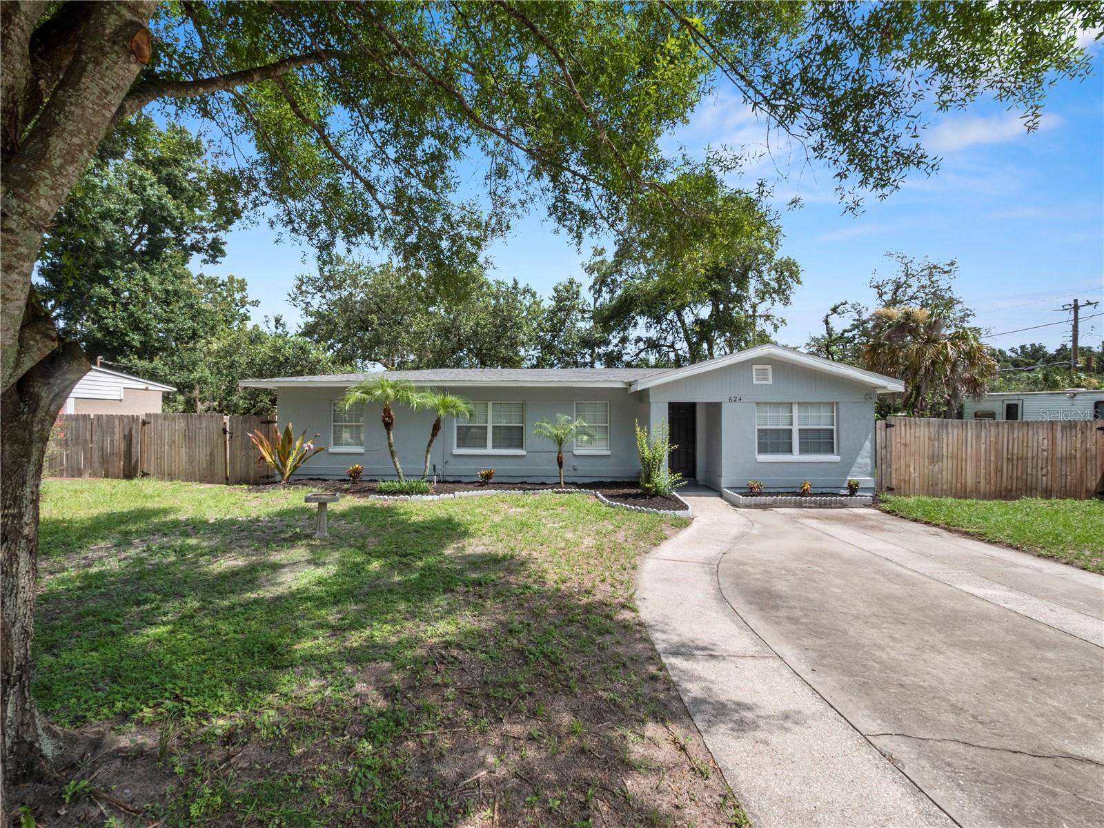 624 EASTWAY DR, Lakeland, FL 33803