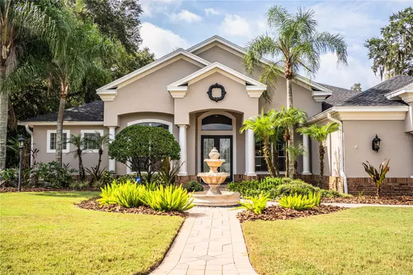 Lakeland, FL 33813,959 ASHTON OAKS CIR