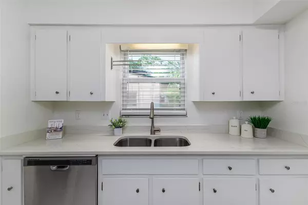 3561 RAINTREE CT Lakeland, FL 33803