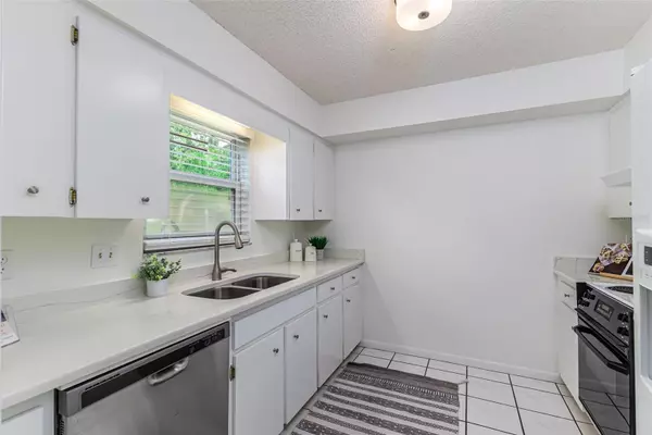 3561 RAINTREE CT Lakeland, FL 33803