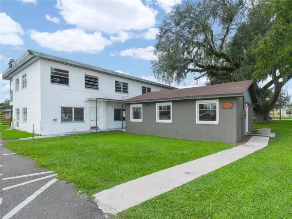 208 W ORANGE ST, Wauchula, FL 33873