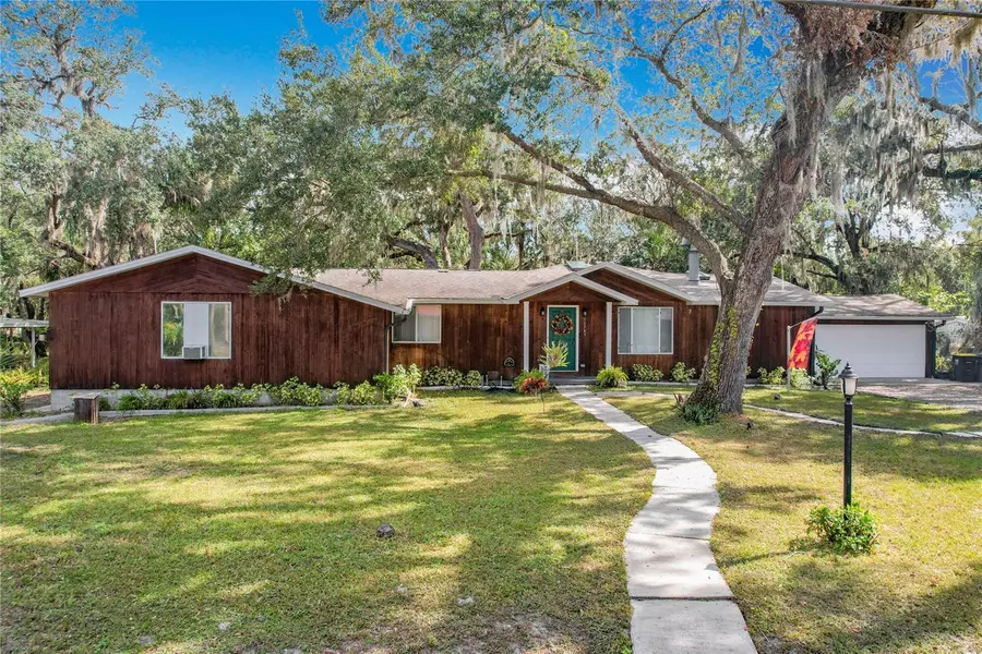 10745 SABAL PALM DR, Lake Wales, FL 33898