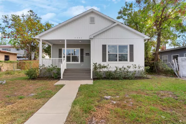4352 9TH AVE S, St Petersburg, FL 33711