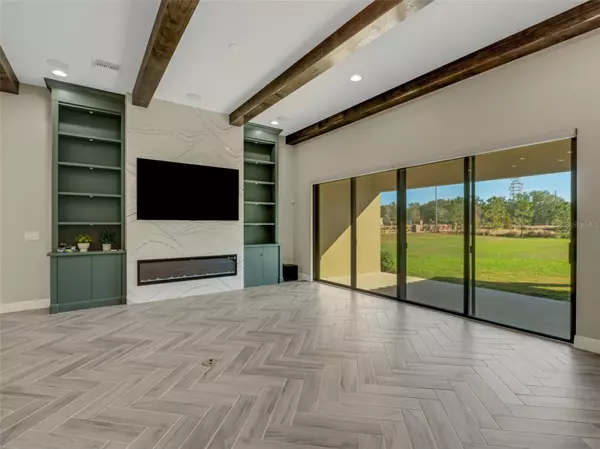 Lithia, FL 33547,10469 MEADOWRUN DR