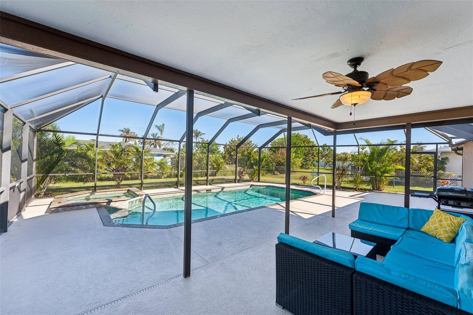 Cape Coral, FL 33914,221 SW 47TH ST