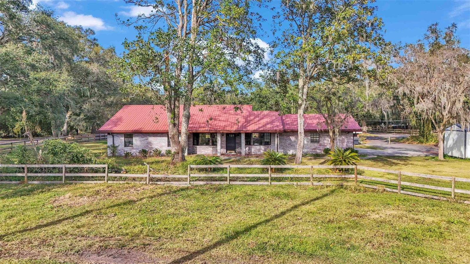Plant City, FL 33565,5602 THONOTOSASSA RD