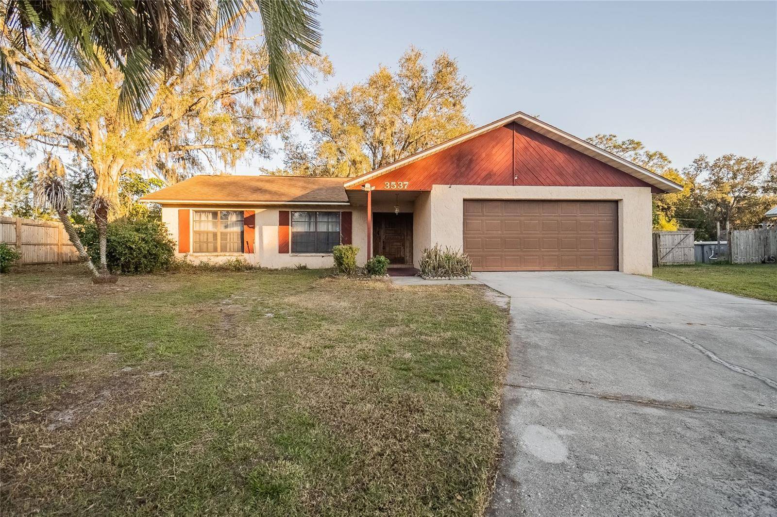 3537 CINDY LN, Lakeland, FL 33801
