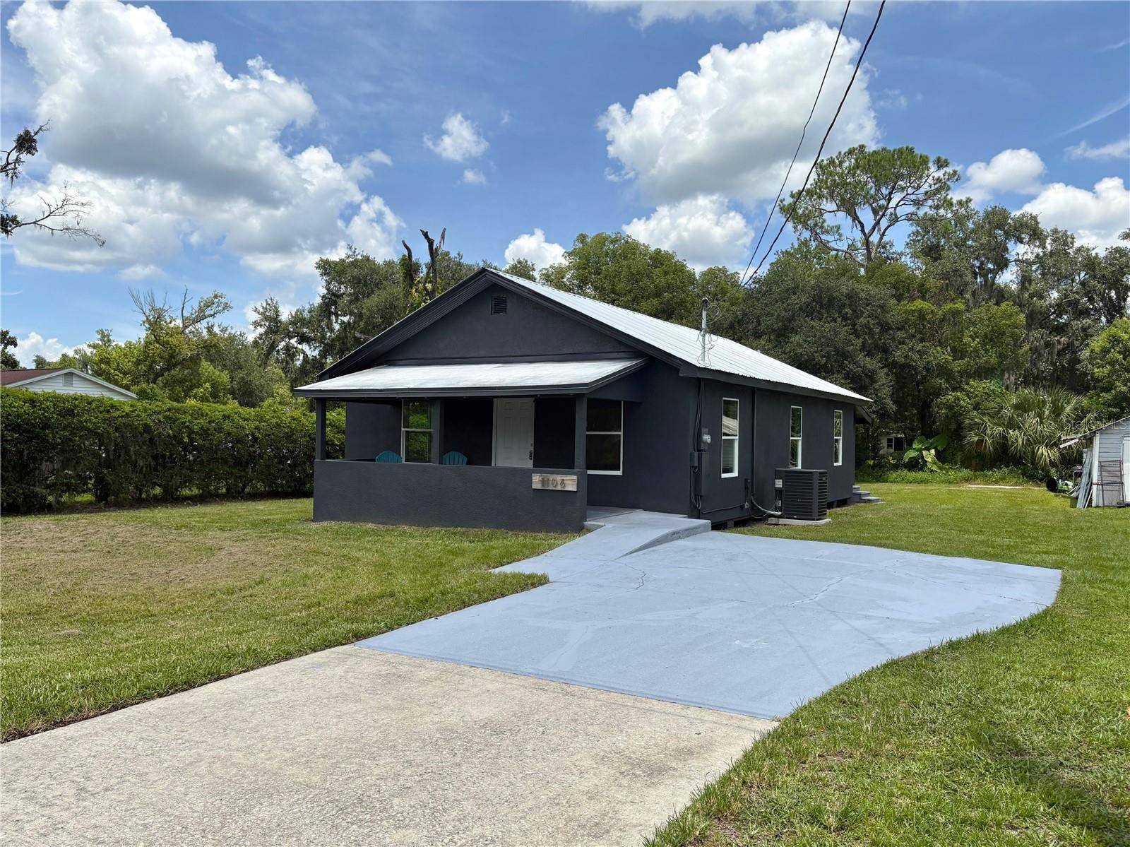 1106 POWELL ST, Plant City, FL 33563