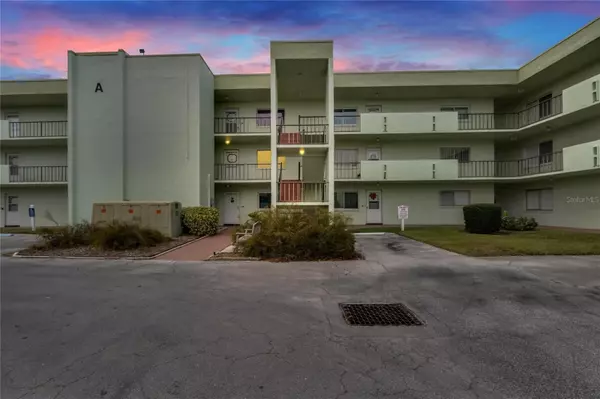 1130 N LAKE PARKER AVE #A205,  Lakeland,  FL 33805
