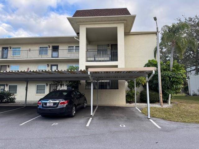 Dunedin, FL 34698,1415 DOOLITTLE LN #107