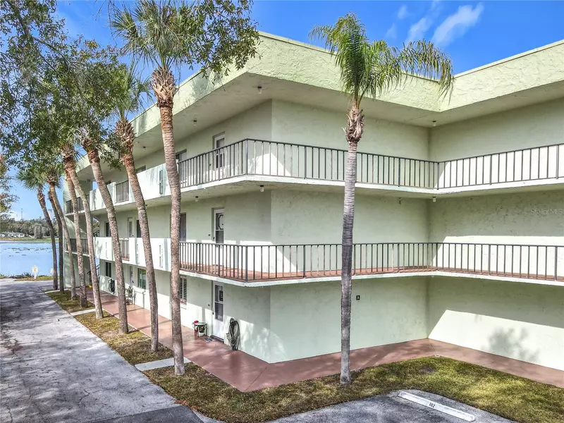 1130 N LAKE PARKER AVE #A306, Lakeland, FL 33805