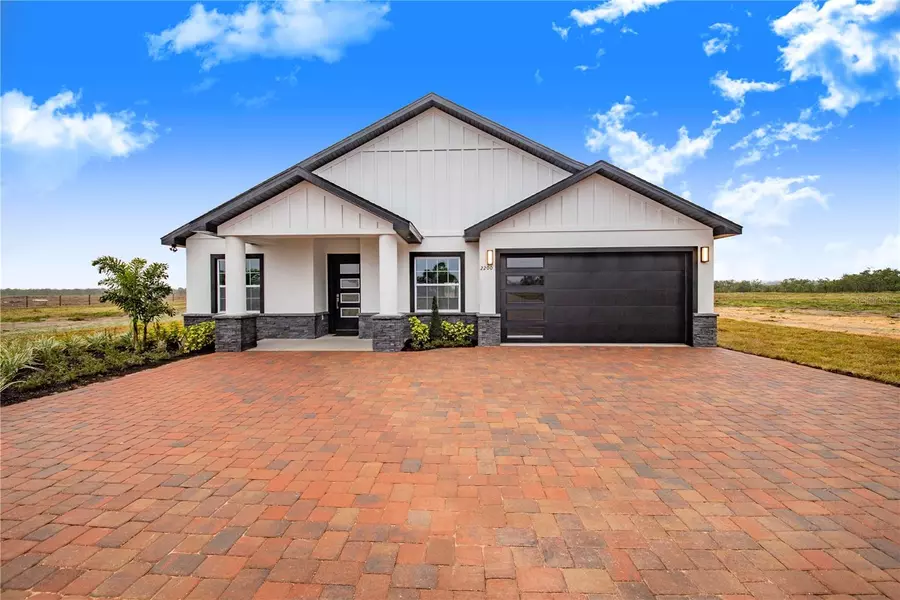 2200 MCCLELLAN RD, Frostproof, FL 33843