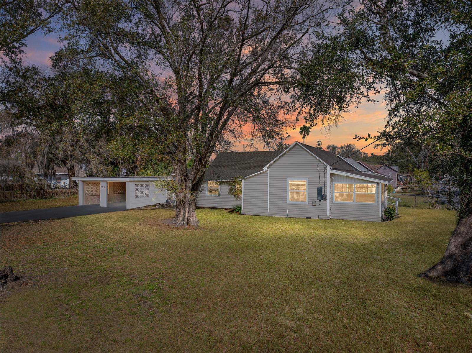 702 NW 1ST AVE,  Mulberry,  FL 33860