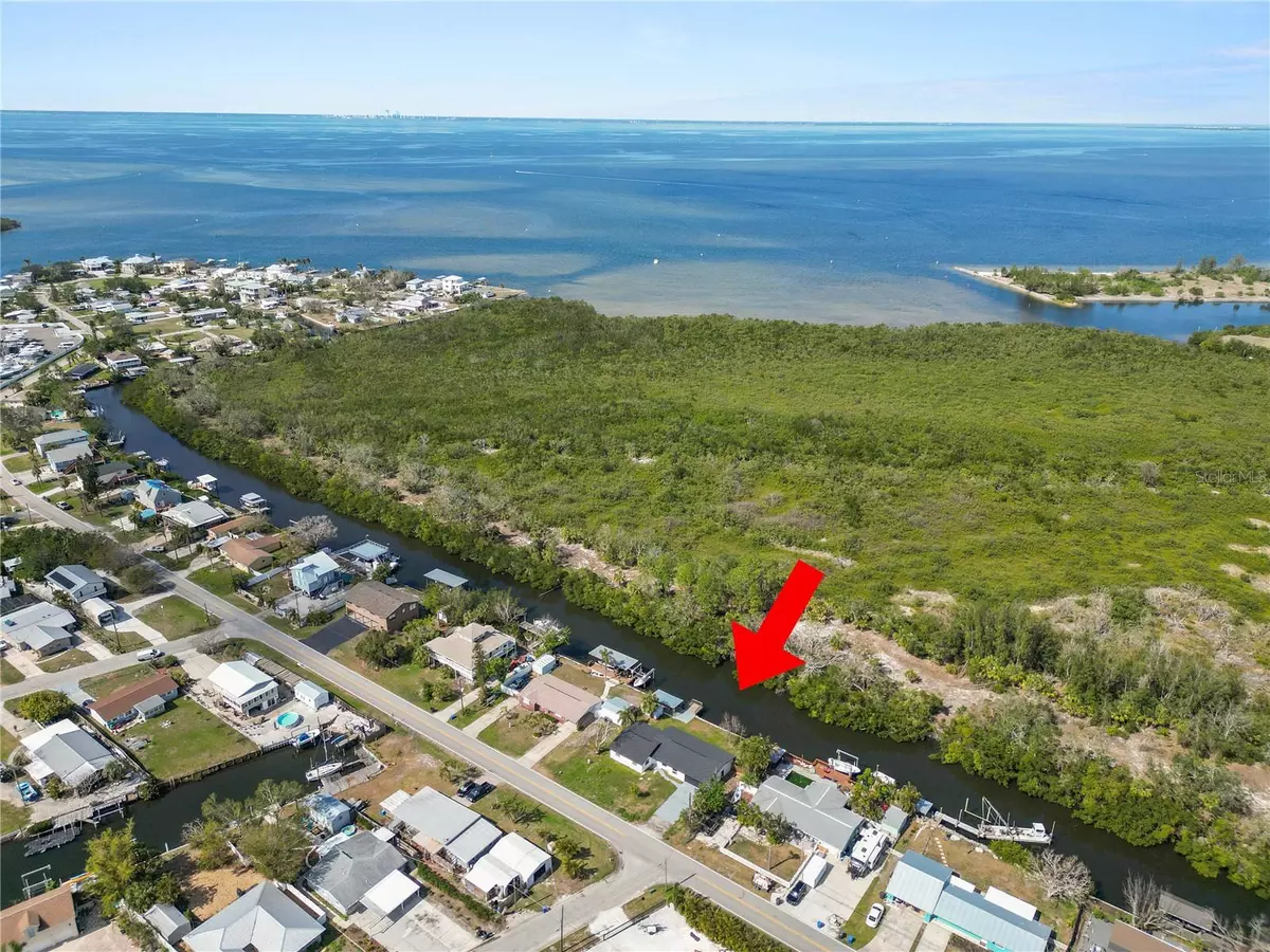 Ruskin, FL 33570,3215 W SHELL POINT RD