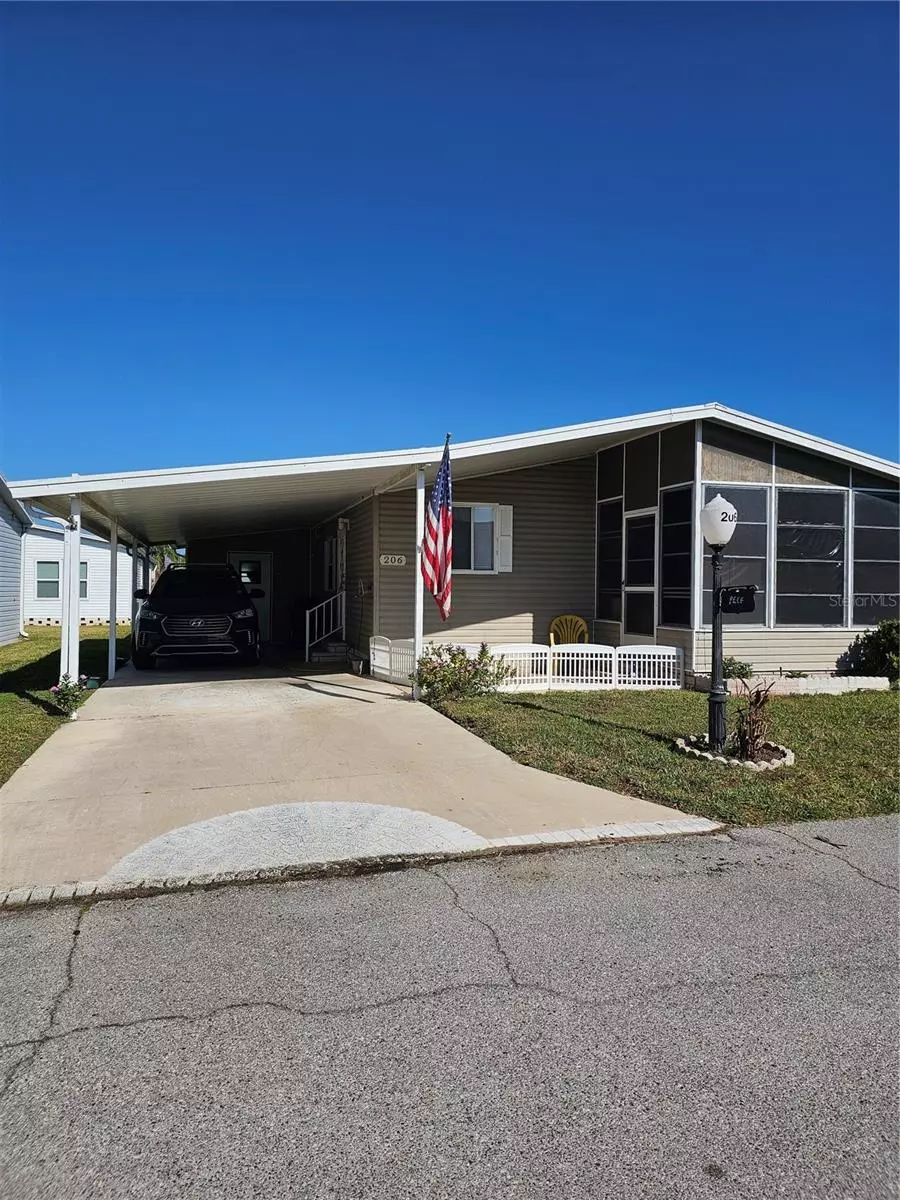 Haines City, FL 33844,206 YORK COTTAGE DR