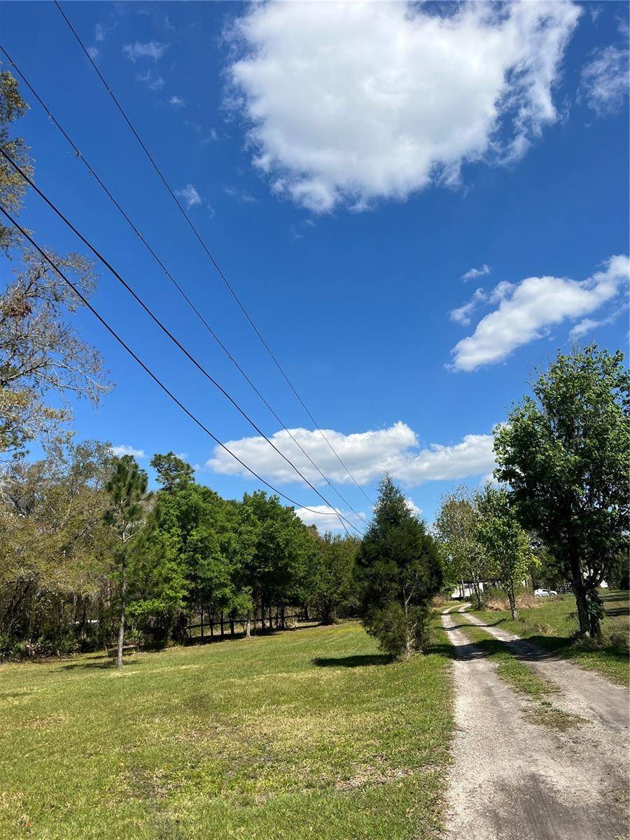 2320 PIONEER DR,  Lakeland,  FL 33809