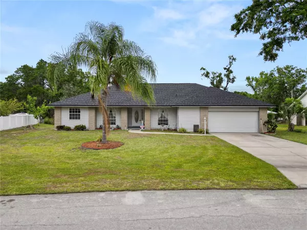 5749 DEER FLAG DR, Lakeland, FL 33811
