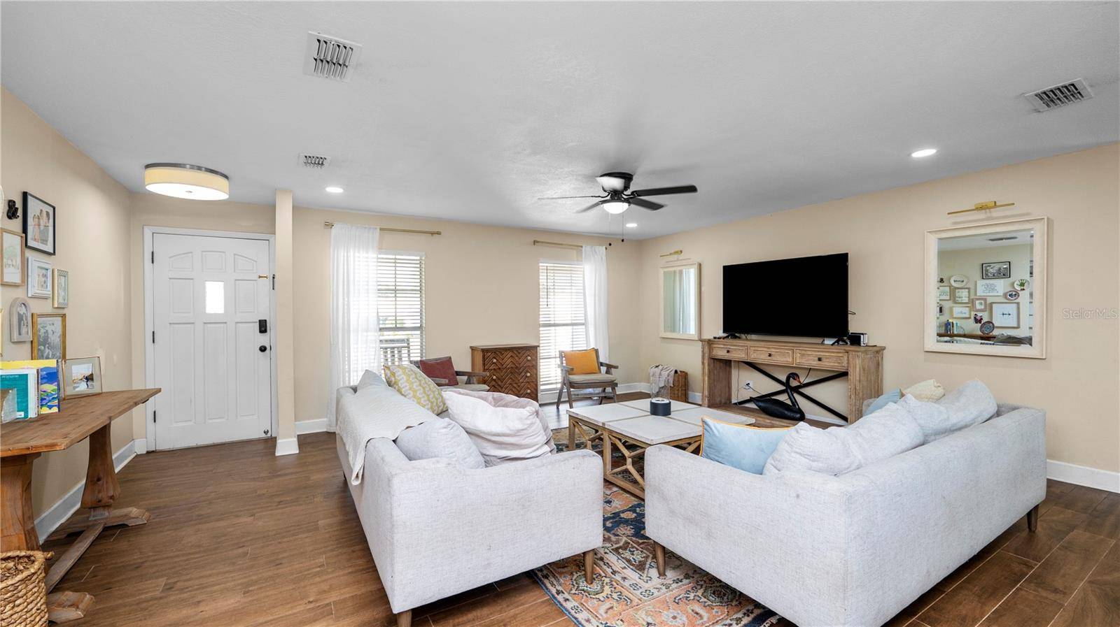 Lakeland, FL 33813,1703 STERLING DR