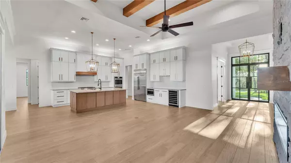Lakeland, FL 33813,5087 CLIFFSIDE DRIVE