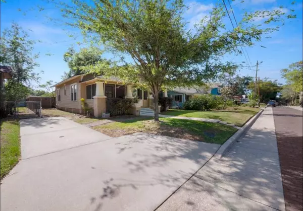 Lakeland, FL 33801,805 JOHNSON AVE
