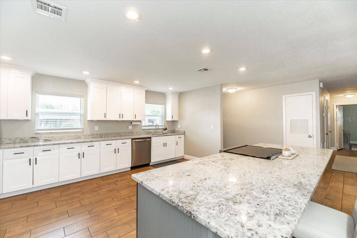 Lakeland, FL 33803,1536 DEL CREST PL