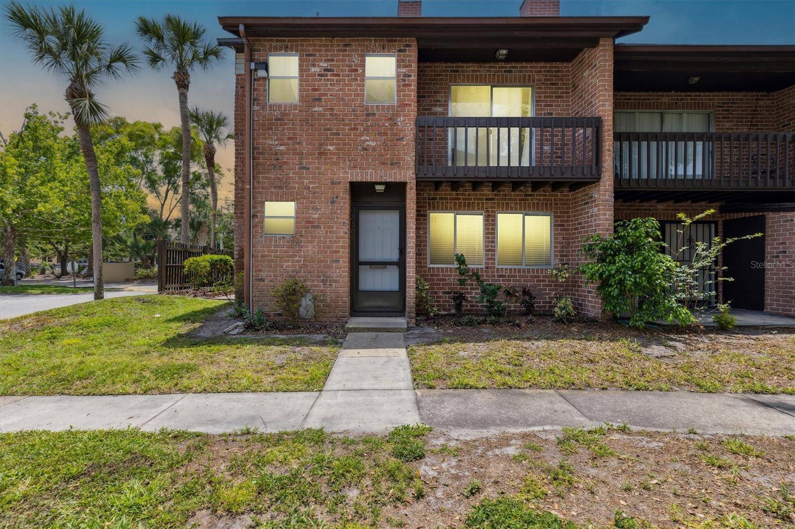 Orlando, FL 32839,2369 TOM JONES ST #8