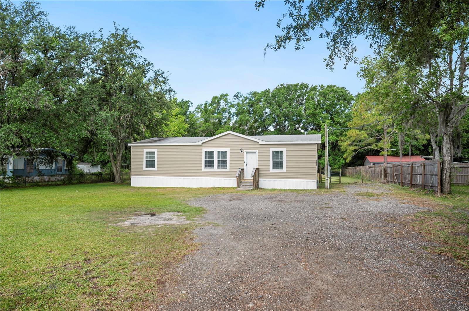 Wesley Chapel, FL 33544,6433 MANGROVE DR