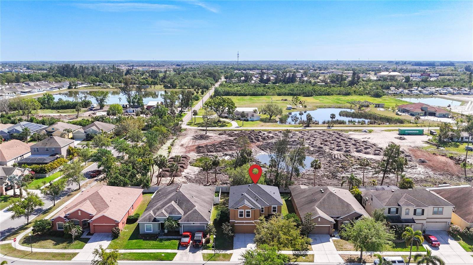 Ruskin, FL 33570,1401 PARKER DEN DR