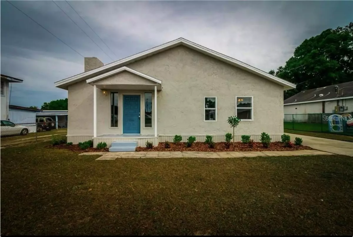 Auburndale, FL 33823,208 CENTER ST