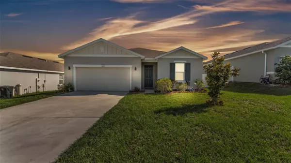 1725 HILL TOP DR, Dundee, FL 33838