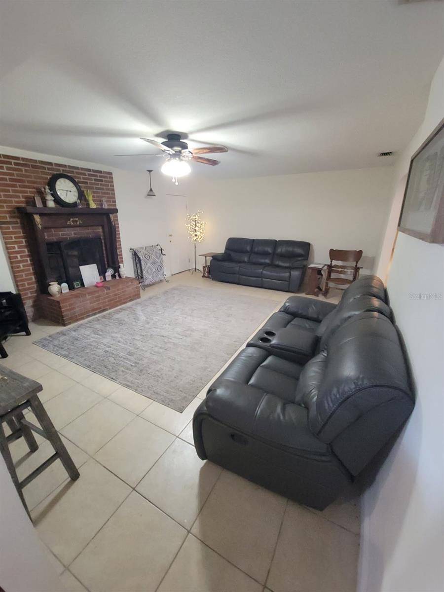 Lakeland, FL 33810,5121 SHADY OAK DR S