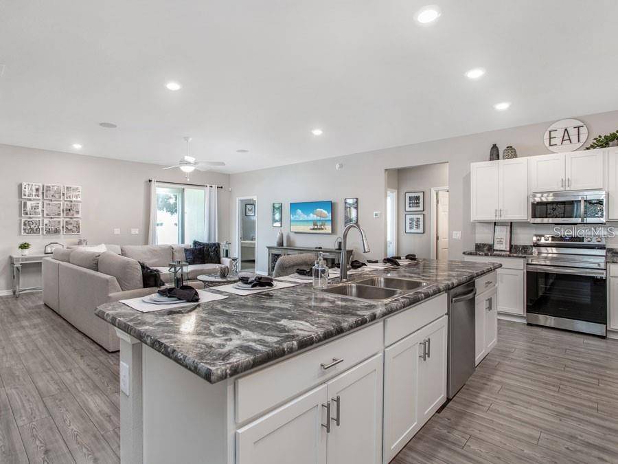 Wimauma, FL 33598,6060 BARRACUDA LOOP